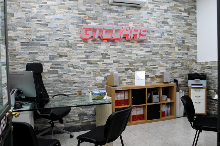dealer showroom